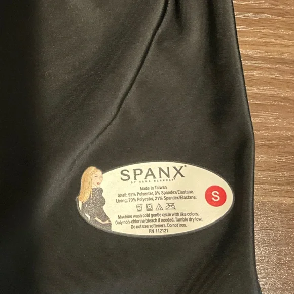 Spanx Black Sleeveless Top Size Small - Picture 4 of 5